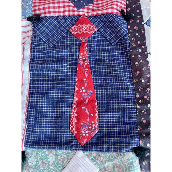 Vintage Quilt 38”x39” Bow Tie Shirt Pattern Cutter - Picture 6 of 11